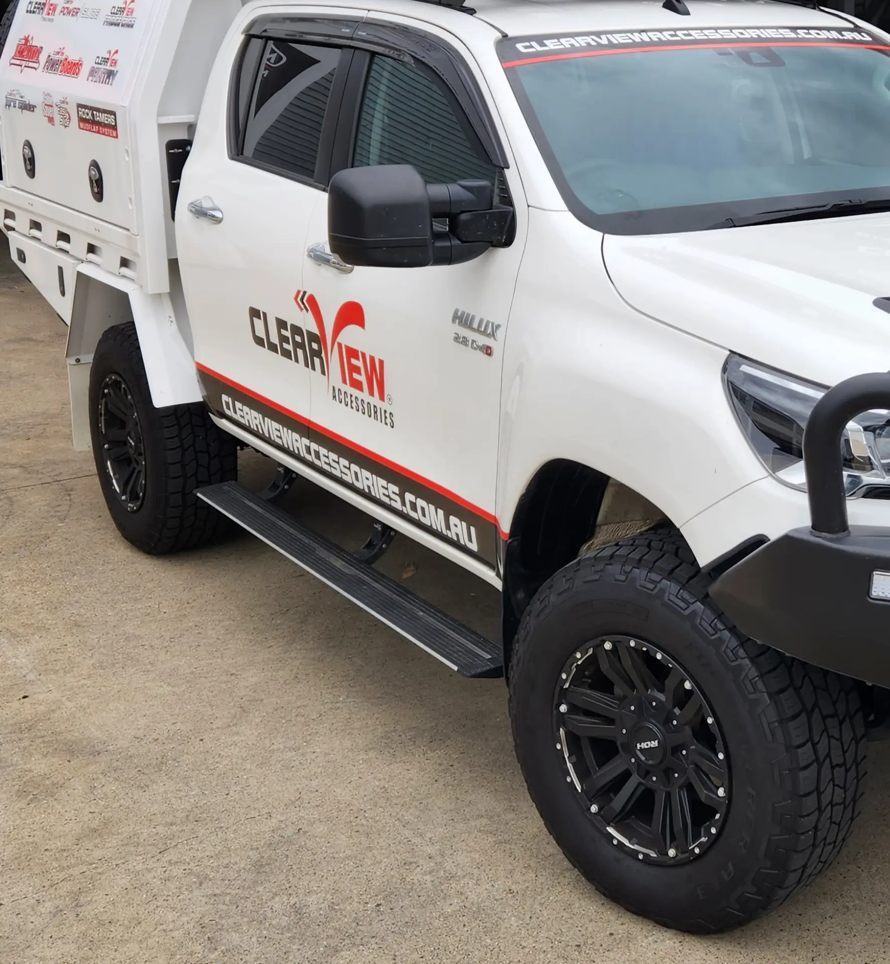 Powerboards-Hilux-3 ClearView Power-Boards Toyota HiLux (2015 - 2025) - Image 1